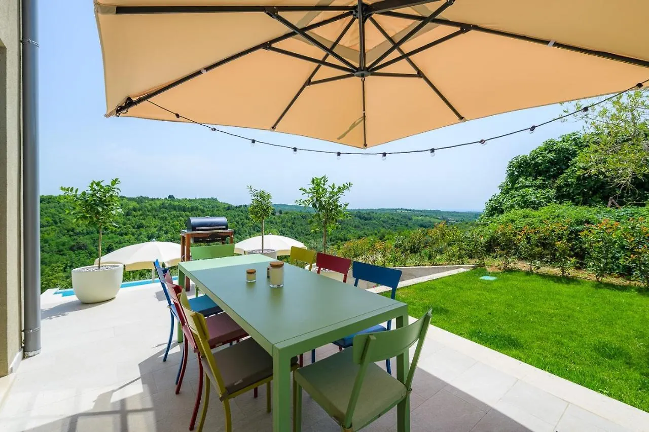 Villa Volare Cantare With 2 Bedroom A Heated Pool And Panoramic View Near Buje, Istra Momjan Semesterbostad