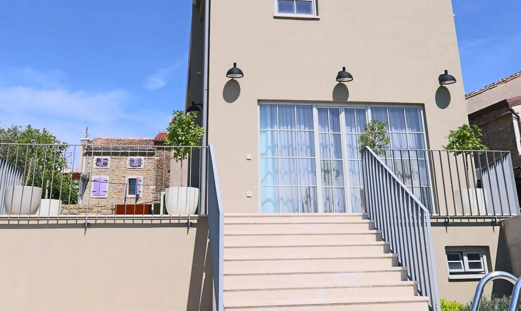 Villa Volare Cantare With 2 Bedroom A Heated Pool And Panoramic View Near Buje, Istra Momjan